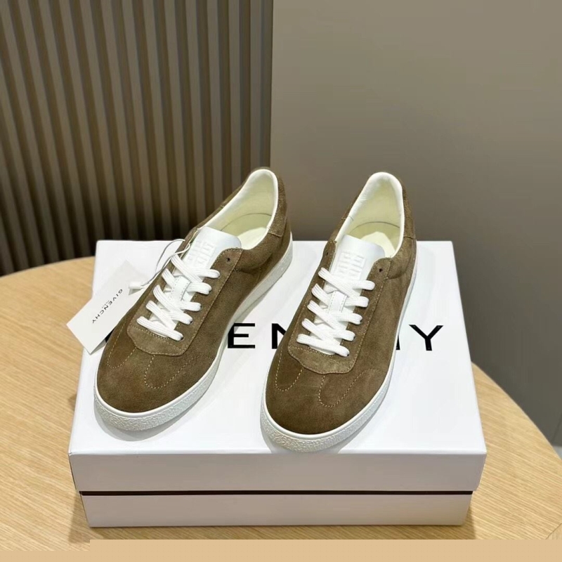 Givenchy Sneakers